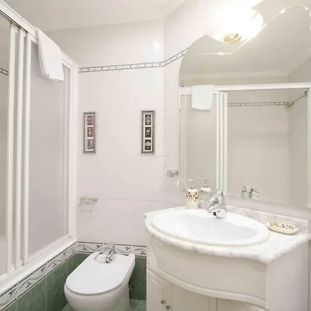 The Collection Boutique San Sebastian